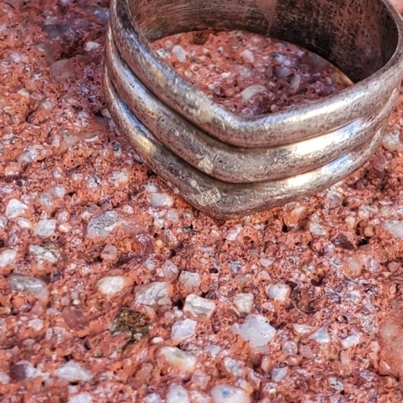 Vintage sterling Chevron‎ ring 7.5 - Picture 8 of 9